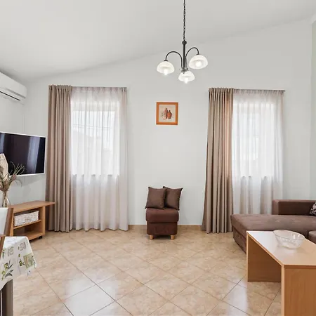 Valtrazza Tar-Vabriga