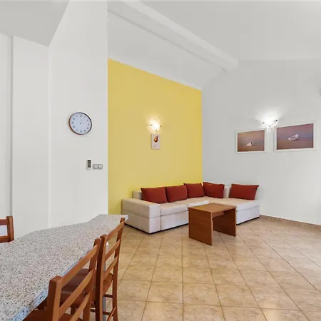 Gasthuis Valtrazza 4*