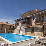 Vendégház Valtrazza Tar-Vabriga