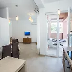 Valtrazza 4* Tar-Vabriga