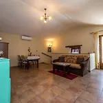 Valtrazza Vendégház 4*