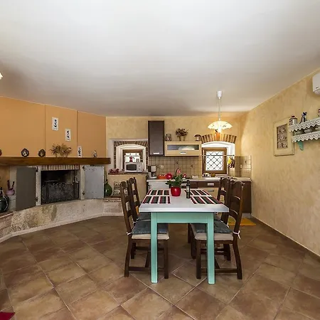 Guest house Valtrazza