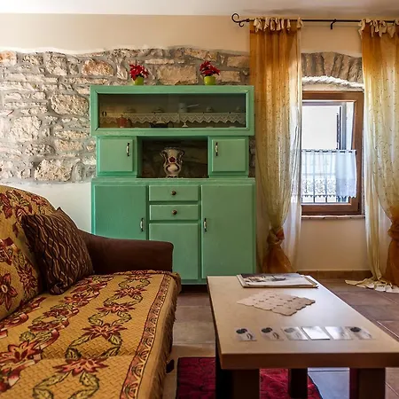 Valtrazza Guest house Tar-Vabriga