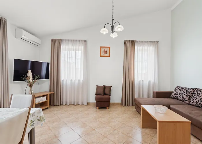 Valtrazza Tar-Vabriga