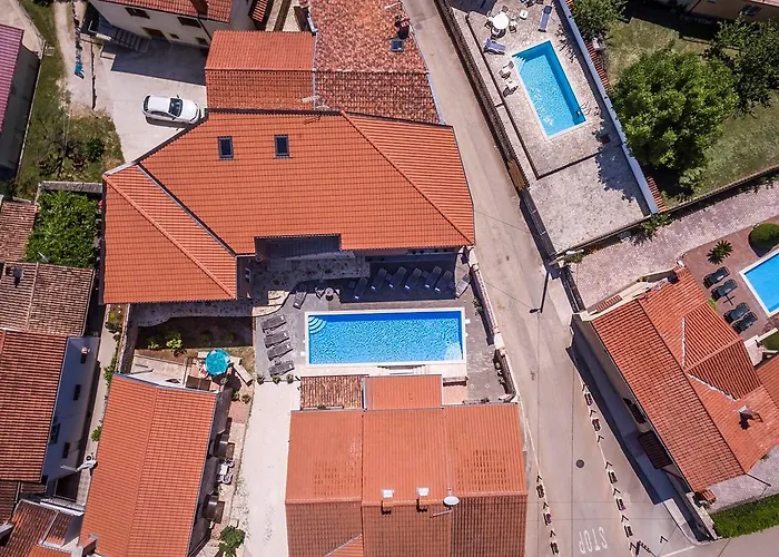 Valtrazza Gæstehus 4*